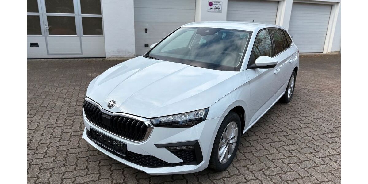 Skoda Scala 3.000 km 25.990 &euro; Frankenberg 09669