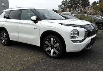 Mitsubishi Outlander 2.000 km 52.900 &euro; Gießen 35394