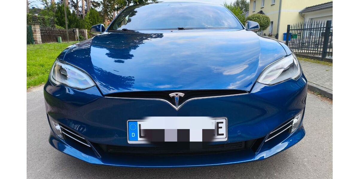 Tesla Model S 157.000 km 22.499 &euro; Königs Wusterhausen Ot. Zeesen 15711