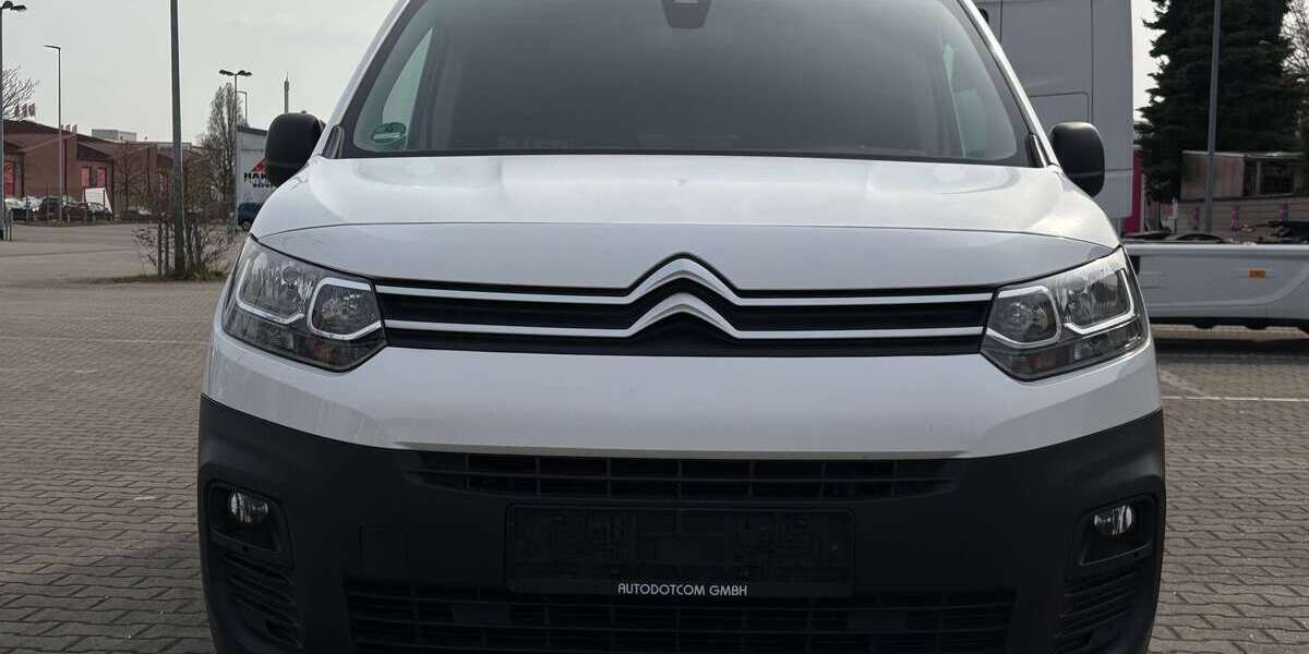 Citroen Berlingo 147.580 km 9.990 &euro; Duisburg 47055