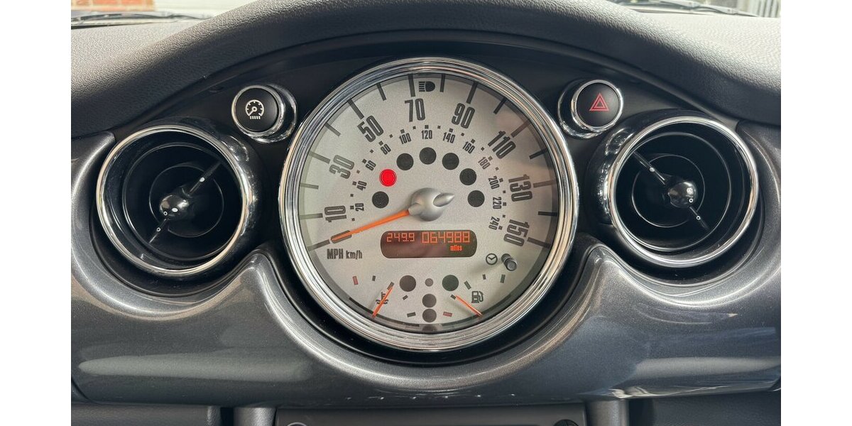 Mini Cooper S UnionJack foliert dt. Zulassung MwSt. !!! 104.177 km 7.999 &euro; Hamburg 22339