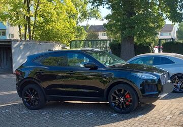 Jaguar E-Pace 67.000 km 22.900 &euro; Köln 51145