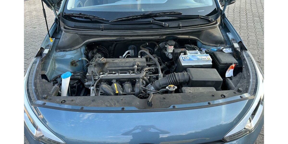 Hyundai i20 Active 1.2 96.000 km 6.950 &euro; Schorndorf 73614