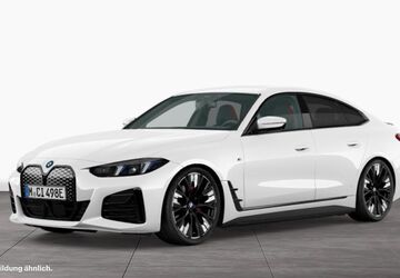 BMW i4 31.446 km 58.902 &euro; Barsbüttel bei Hamburg 22885