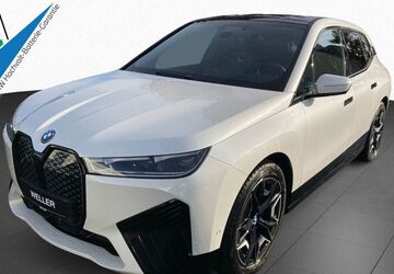BMW iX 21.745 km 43.990 &euro; Kronberg 61476