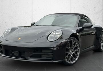 Porsche 992 6.000 km 189.900 &euro; Regensburg 93055