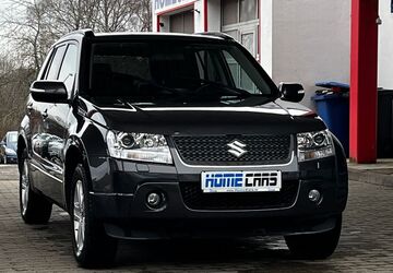 Suzuki Grand Vitara 154.000 km 6.999 &euro; Oberndorf am Neckar 78727