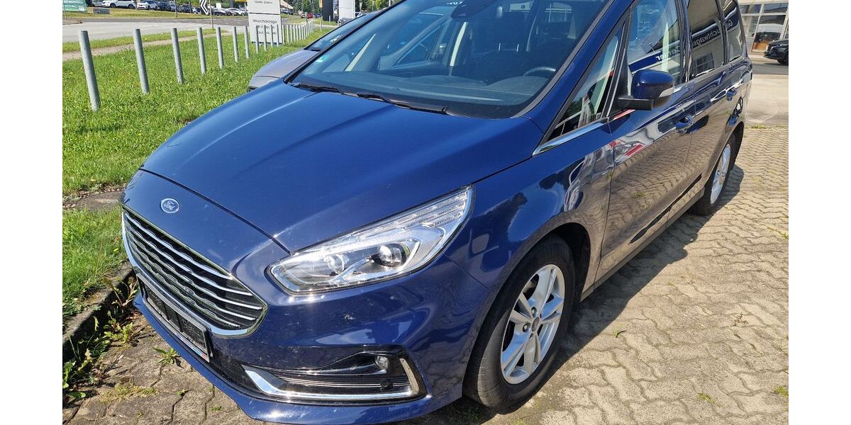 Ford Galaxy 60.600 km 29.990 &euro; Görlitz 02827