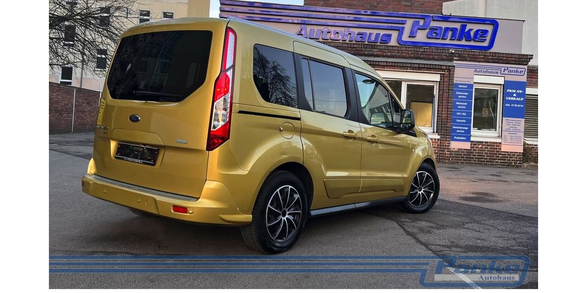 Ford Tourneo Connect Titanium*R-Cam*2-Schiebe*Pano* 169.849 km 9.990 &euro; Berlin 13187