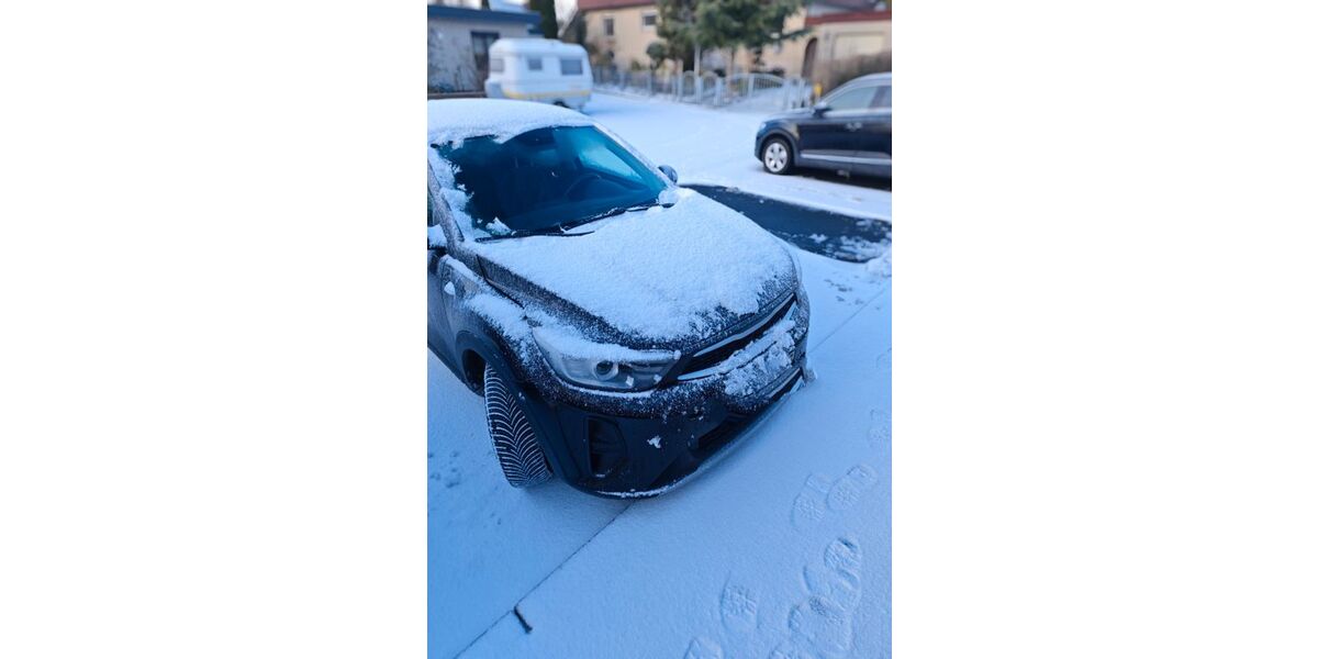 Kia Stonic 46.000 km 13.500 &euro; Burg 25712