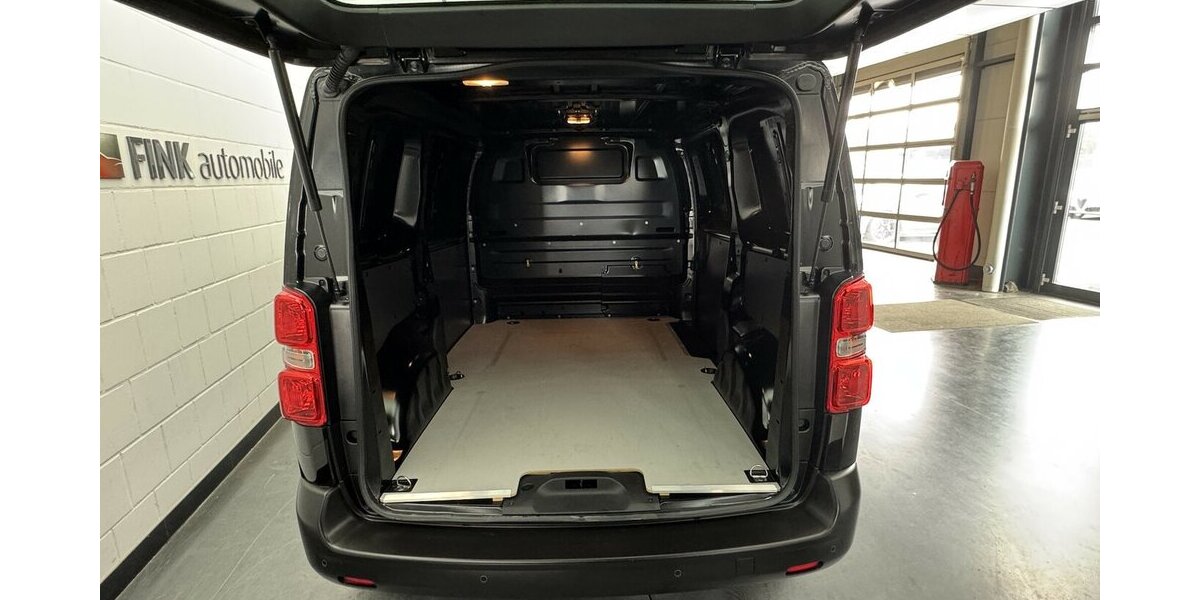 Opel Vivaro Cargo 1.5 D Edition M 1.Hand Sitzhzg 9.900 km 22.650 &euro; Lich 35423