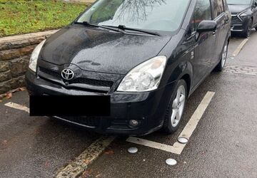 Toyota Corolla Verso 245.000 km 1.700 &euro; Rechberghausen 73098