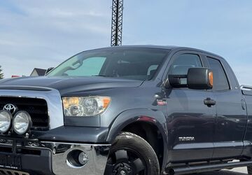 Toyota Tundra 175.000 km 21.999 &euro; Breitenbach 37327