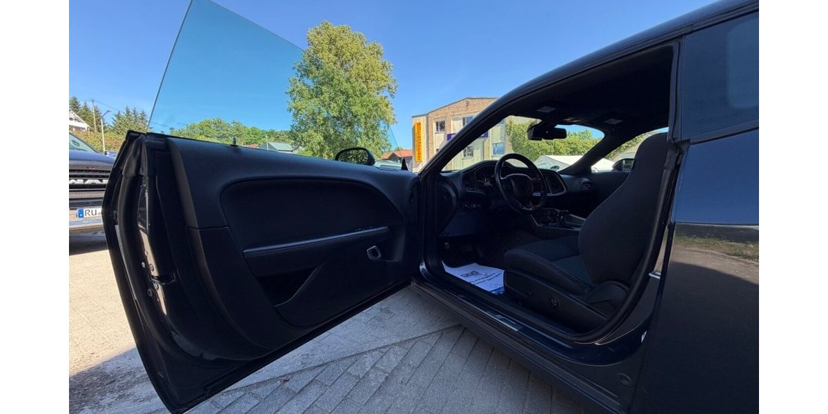 Dodge Challenger 5,7 Hemi R/T 103.200 km 24.990 &euro; Rudolstadt 07407