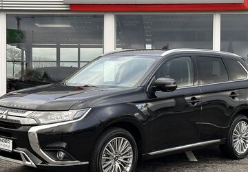 Mitsubishi Plug-in Hybrid Outlander 31.100 km 26.490 &euro; Andervenne 49832