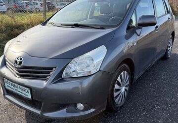 Toyota Verso 251.000 km 2.990 &euro; Sohren 55487