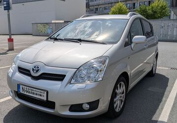 Toyota Corolla Verso 184.000 km 5.800 &euro; Nürnberg 90473