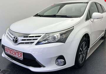 Toyota Avensis 153.000 km 8.990 &euro; Stolberg 52222