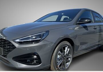 Hyundai i30 3.000 km 25.490 &euro; Petersberg 36100