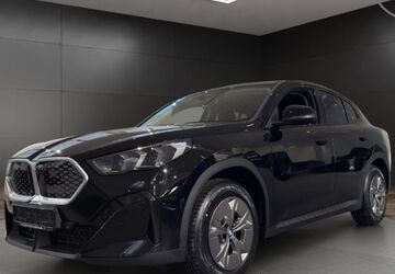 BMW iX2 3.000 km 52.690 &euro; Bad Hersfeld 36251