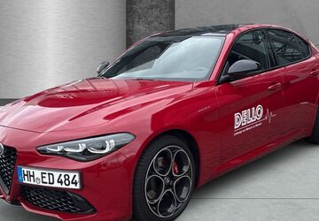 Alfa Romeo Giulia 8.900 km 52.200 &euro; Hamburg 22529
