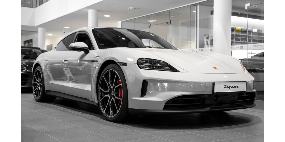 Porsche Taycan 9.900 km 129.900 &euro; Hamburg 22087