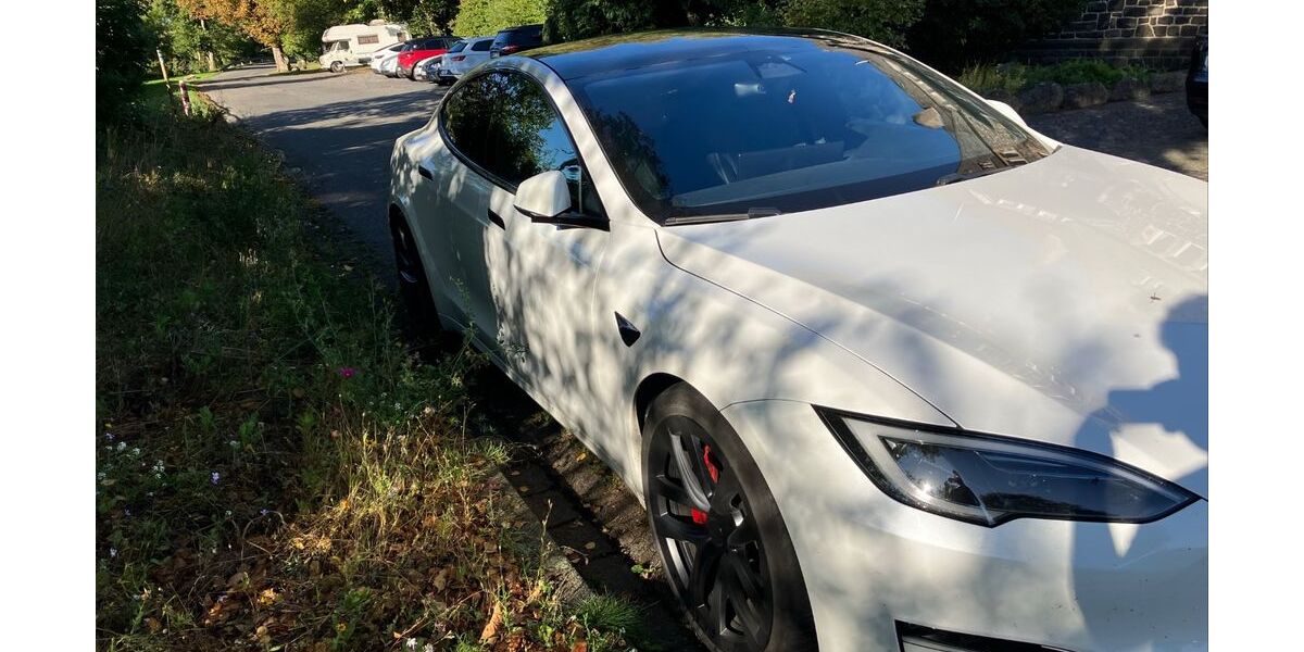 Tesla Model S 60.000 km 76.900 &euro; Rennerod 56477