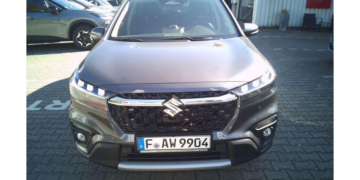 Suzuki (SX4) S-Cross 9.500 km 28.990 &euro; Frankfurt 60486
