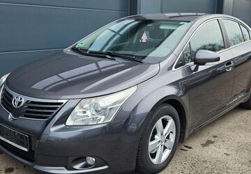 Toyota Avensis 184.000 km 4.450 &euro; Aldingen 78554