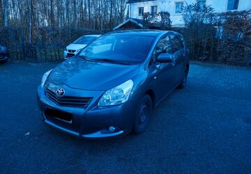 Toyota Verso 235.340 km 5.250 &euro; Wandsbek - Hamburg Rahlstedt 22149