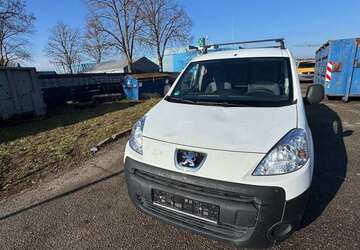 Peugeot Partner 231.077 km 3.499 &euro; Remchingen 75196