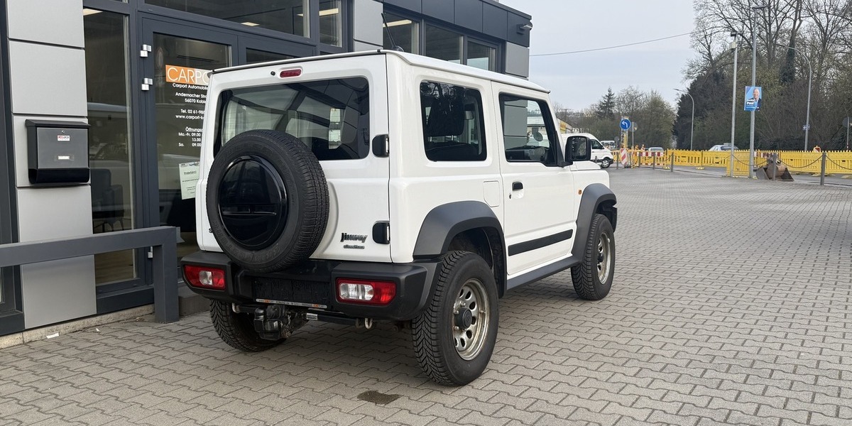 Suzuki Jimny 4-Sitzer Comfort AllGrip 48.890 km 26.990 &euro; Koblenz 56070