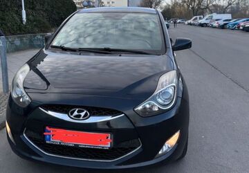 Hyundai ix20 140.000 km 2.999 &euro; Berlin 10319