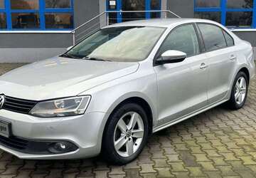 VW Jetta 126.120 km 8.300 &euro; Monheim 40789