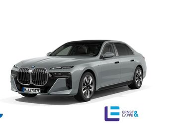 BMW i7 2.100 km 118.740 &euro; Essen 45134