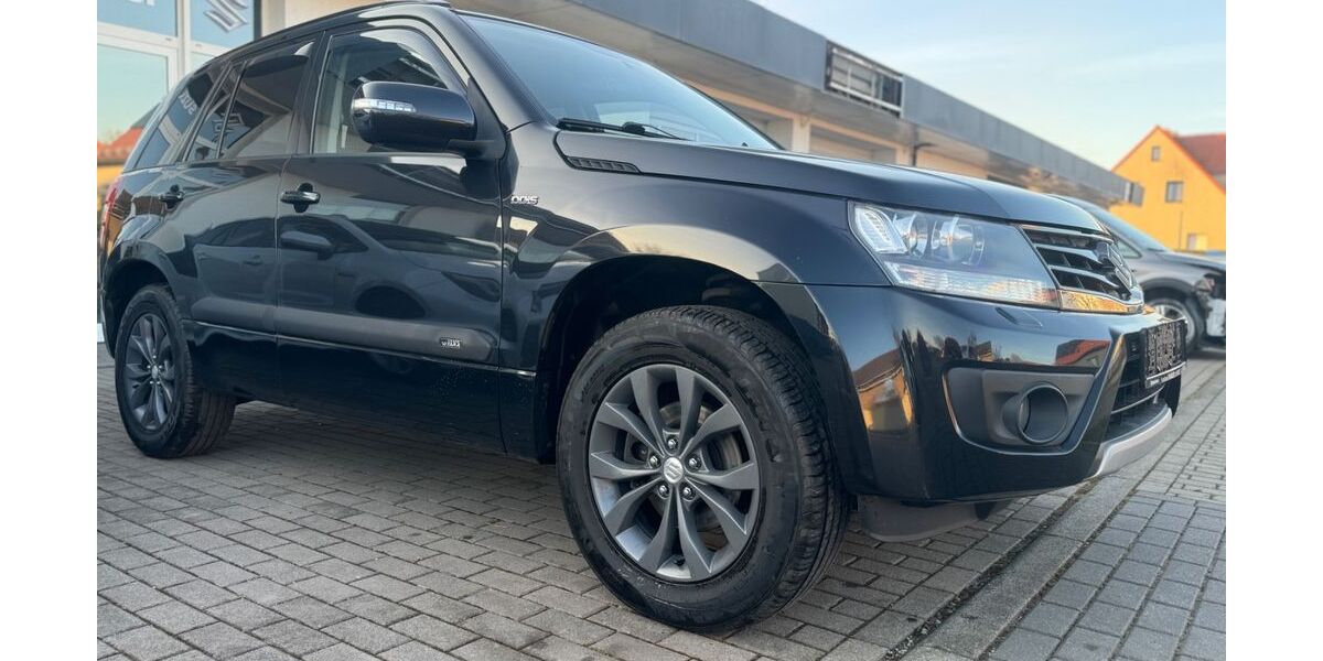 Suzuki Grand Vitara 228.900 km 8.499 &euro; Ichtershausen 99334
