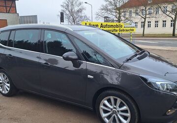 Opel Zafira 172.000 km 9.890 &euro; Pasewalk 17309