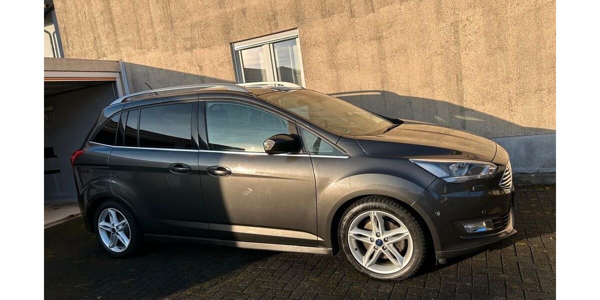 Ford Grand C-Max 131.000 km 10.900 &euro; Halver 58553