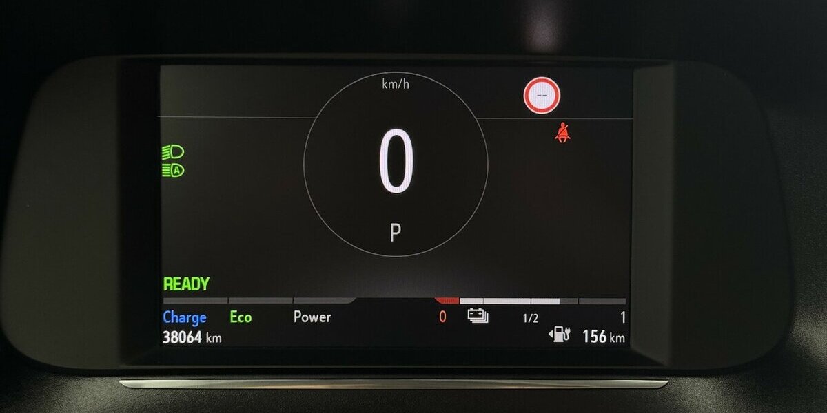 Opel Corsa e 50 kWh Edition 1. Hand PDC CAM LED 38.100 km 16.480 &euro; Lich 35423