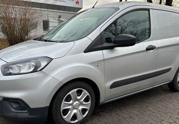 Ford Transit Courier 4.900 km 14.161 &euro; Berlin 13597