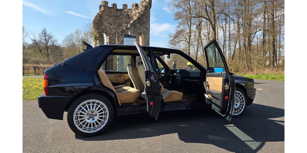 Lancia Delta 73.700 km 105.000 &euro; Goldbach 63773