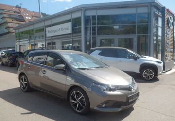 Toyota Auris 35.900 km 16.890 &euro; Titisee-Neustadt 79822