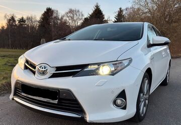 Toyota Auris 275.430 km 6.500 &euro; Bad Bramstedt 24576