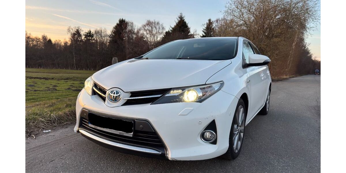 Toyota Auris 275.430 km 6.500 &euro; Bad Bramstedt 24576