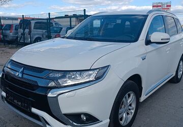 Mitsubishi Plug-in Hybrid Outlander 182.000 km 12.900 &euro; Mittenwalde 15749