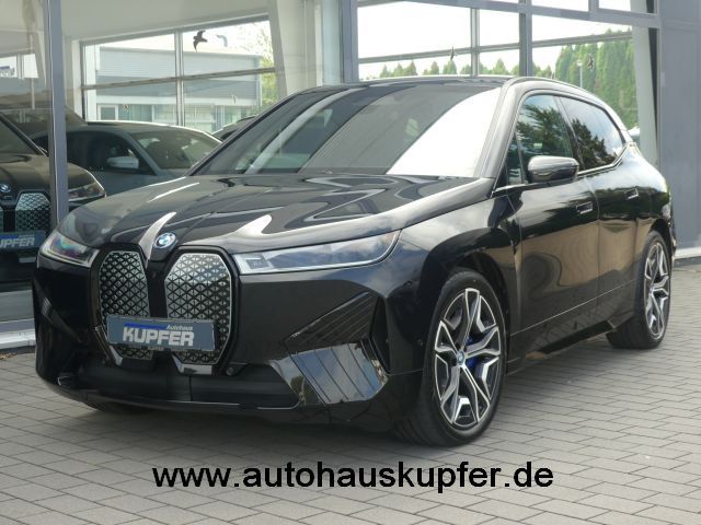 BMW iX 3.420 km 74.700 &euro; Vaihingen / Enz 71665