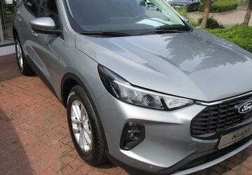 Ford Kuga 2.000 km 39.775 &euro; Mühlhausen 99974