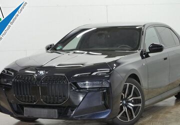 BMW i7 41.805 km 91.450 &euro; Höxter / Stahle 37671
