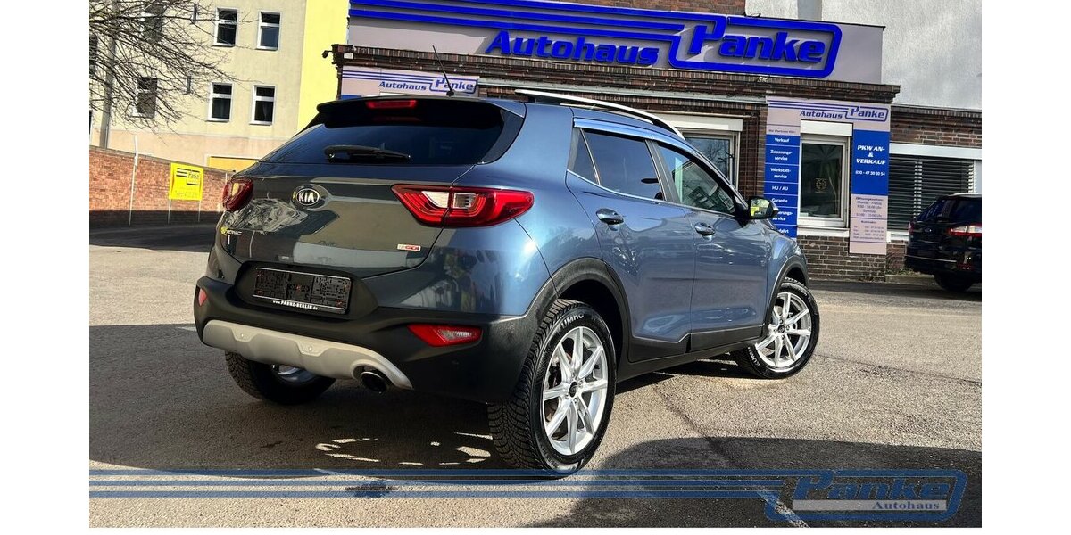 Kia Stonic Spirit 1.0*NAV*SHZ*RFK*BT*TotW*LED* 75.000 km 9.990 &euro; Berlin 13187