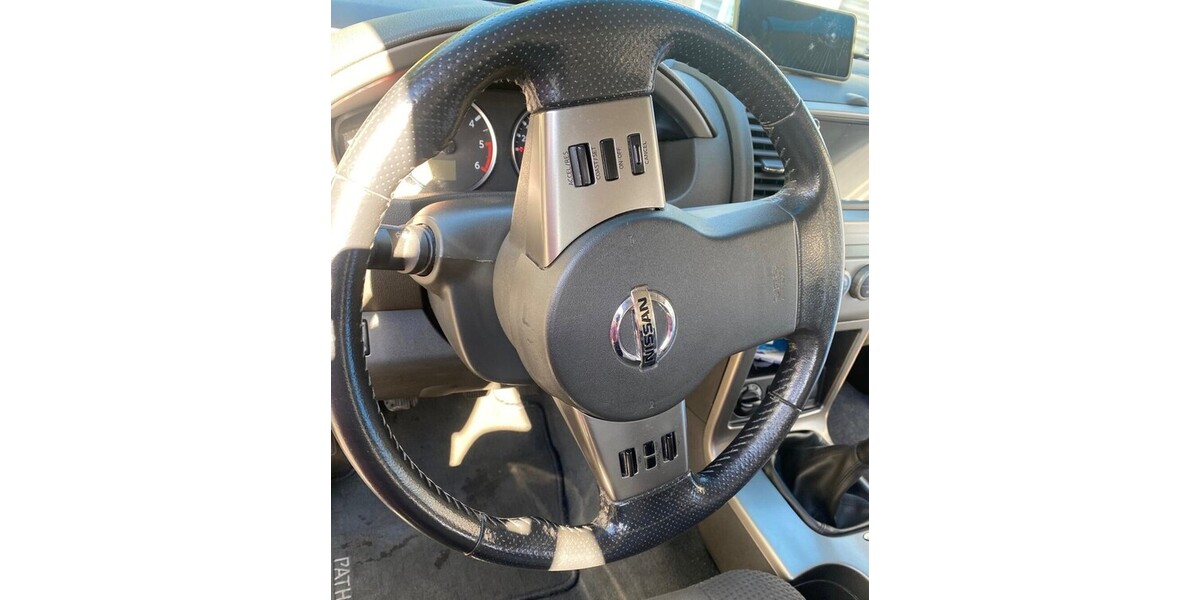 Nissan Pathfinder 253.000 km 11.000 &euro; Hamburg 20038